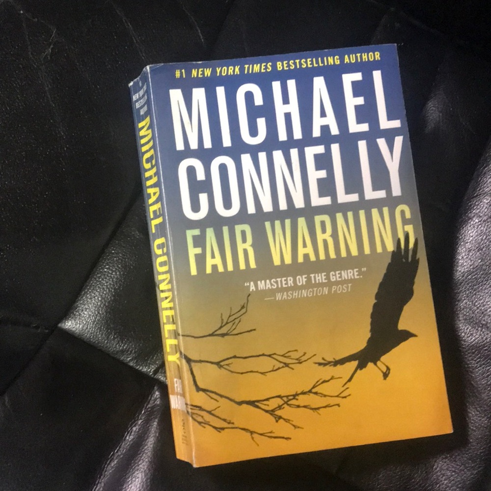 SoftBank. Michael Connelly. ‘Fair Warning’